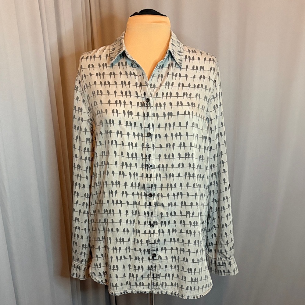Jane and Delancey Birds on a Wire Grey Women's Button Down Shirt